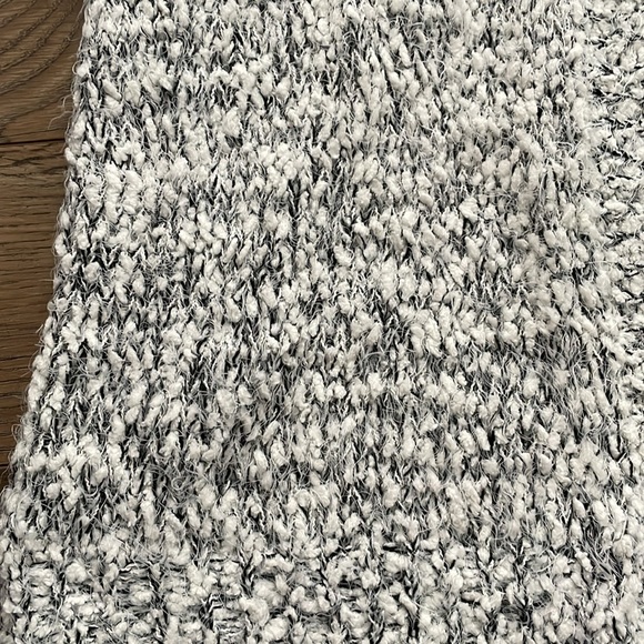 Pink lily You’re a mind reader fuzzy cardigan - Picture 5 of 7